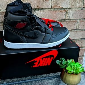 Air Jordan 1 Retro High OG 'Black Grey